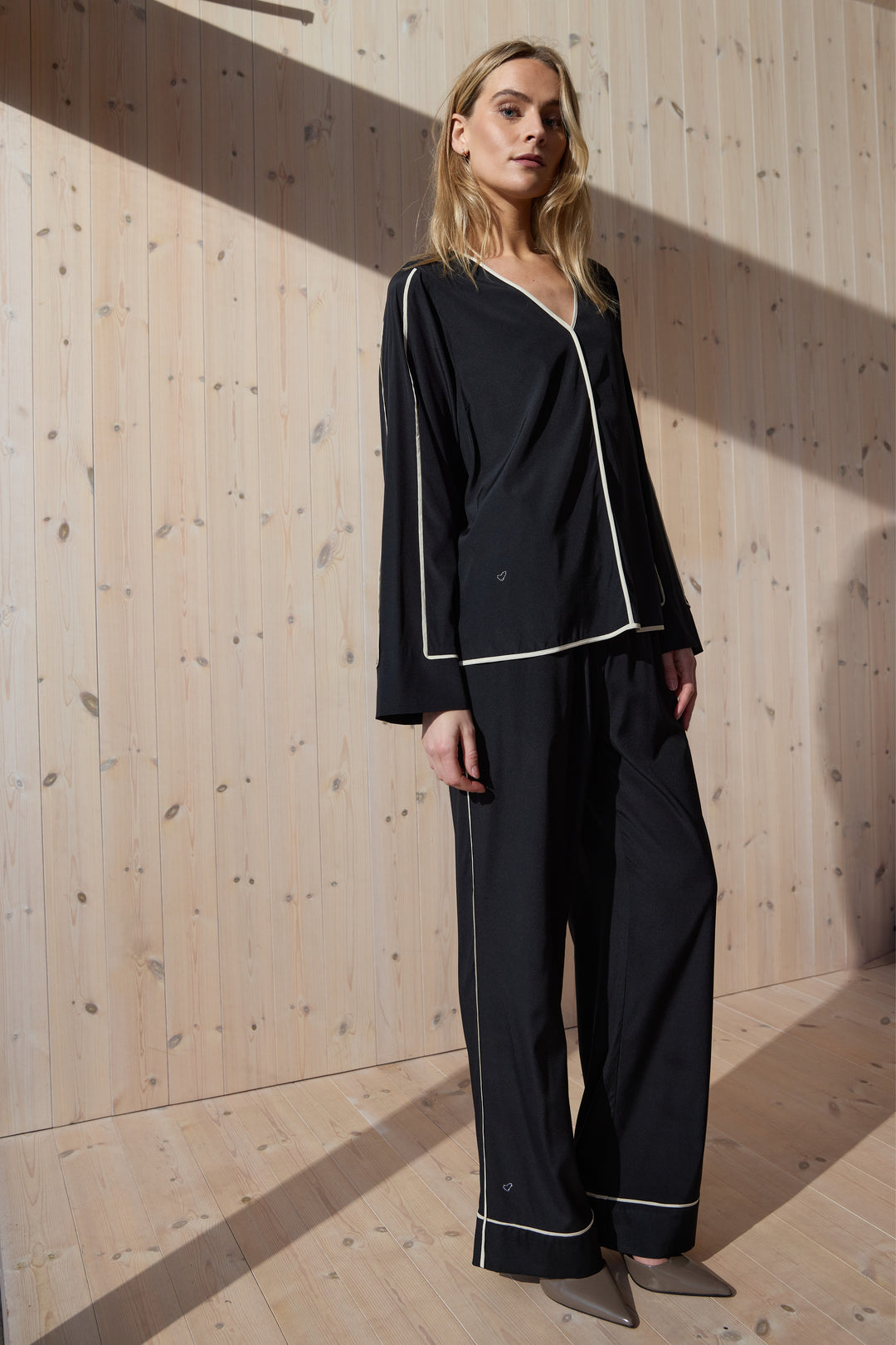 Heartmade HMMabia bluse BLOUSE Sort