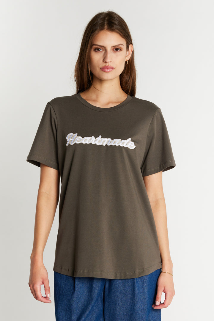 Heartmade HMEfia logo t-shirt T-SHIRTS 08 Walnut