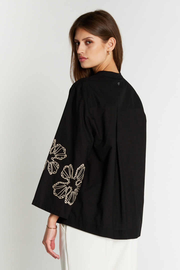 Heartmade HMMielo bluse BLOUSE 907 Black embroidery