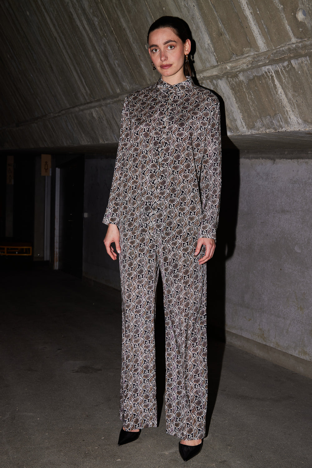 Heartmade HMMilard skjorte SHIRTS 920 Black snake