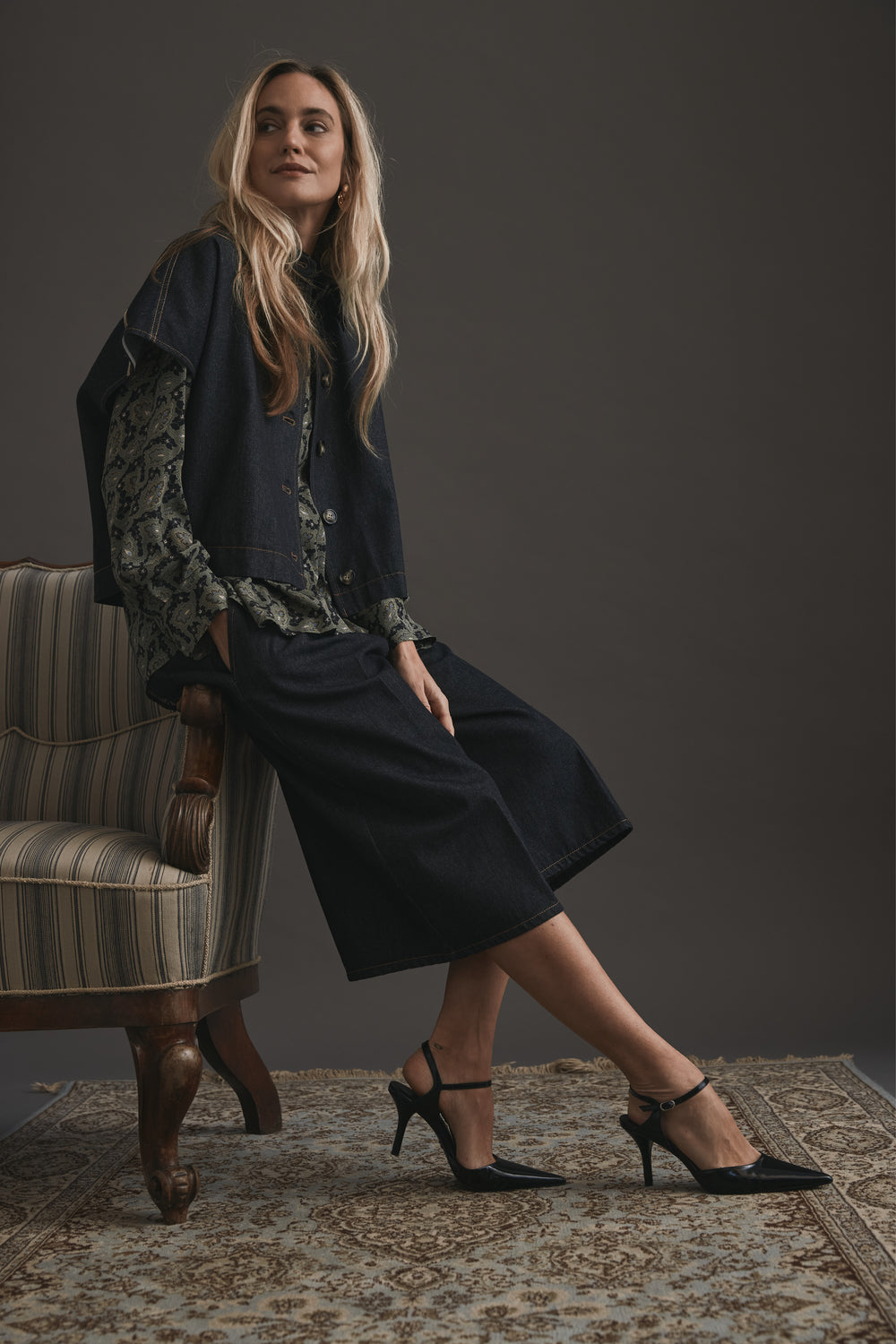 Heartmade HMNeya capribukser TROUSERS 902 Carbon black