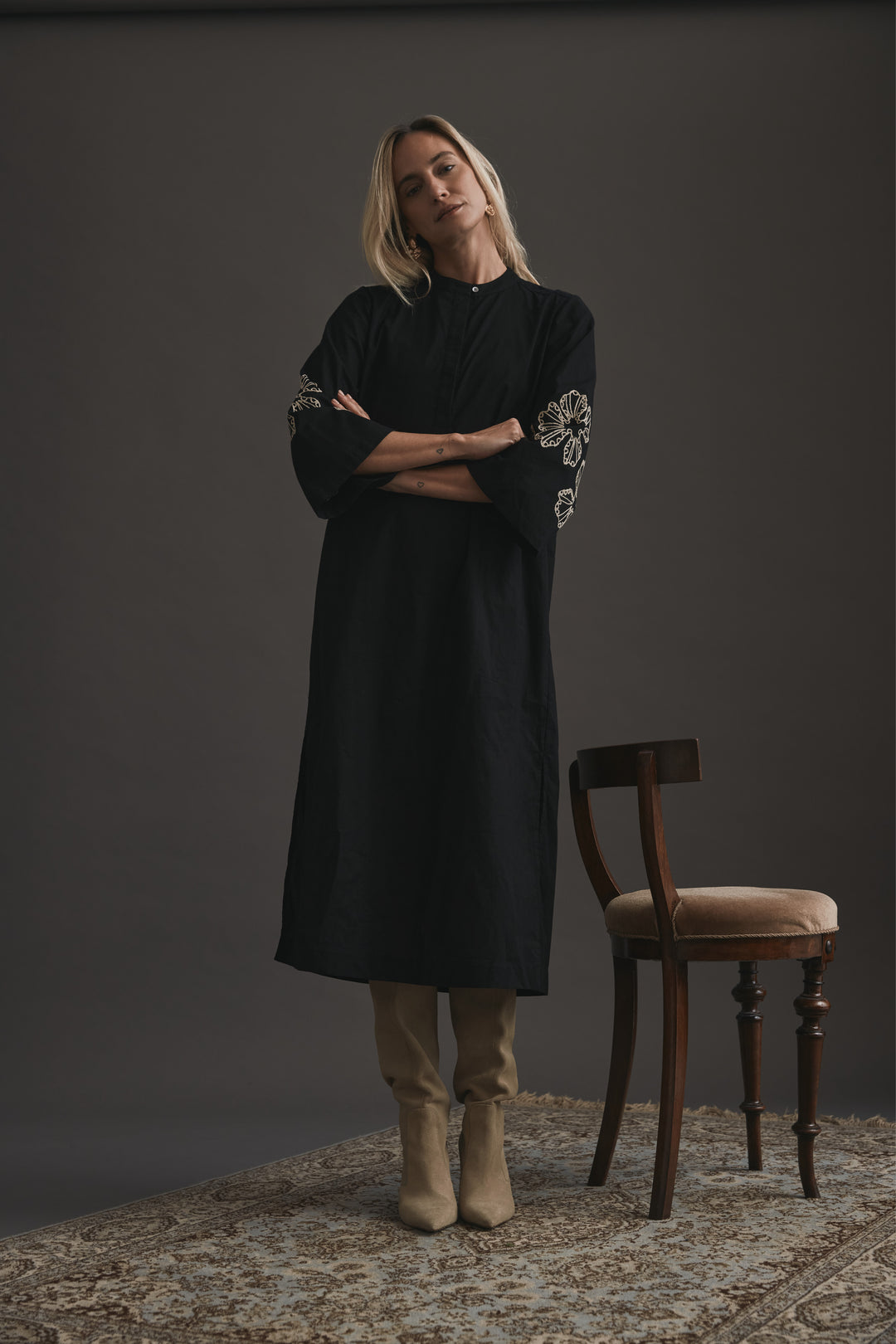 Heartmade HMVikas kjole DRESSES 907 Black embroidery